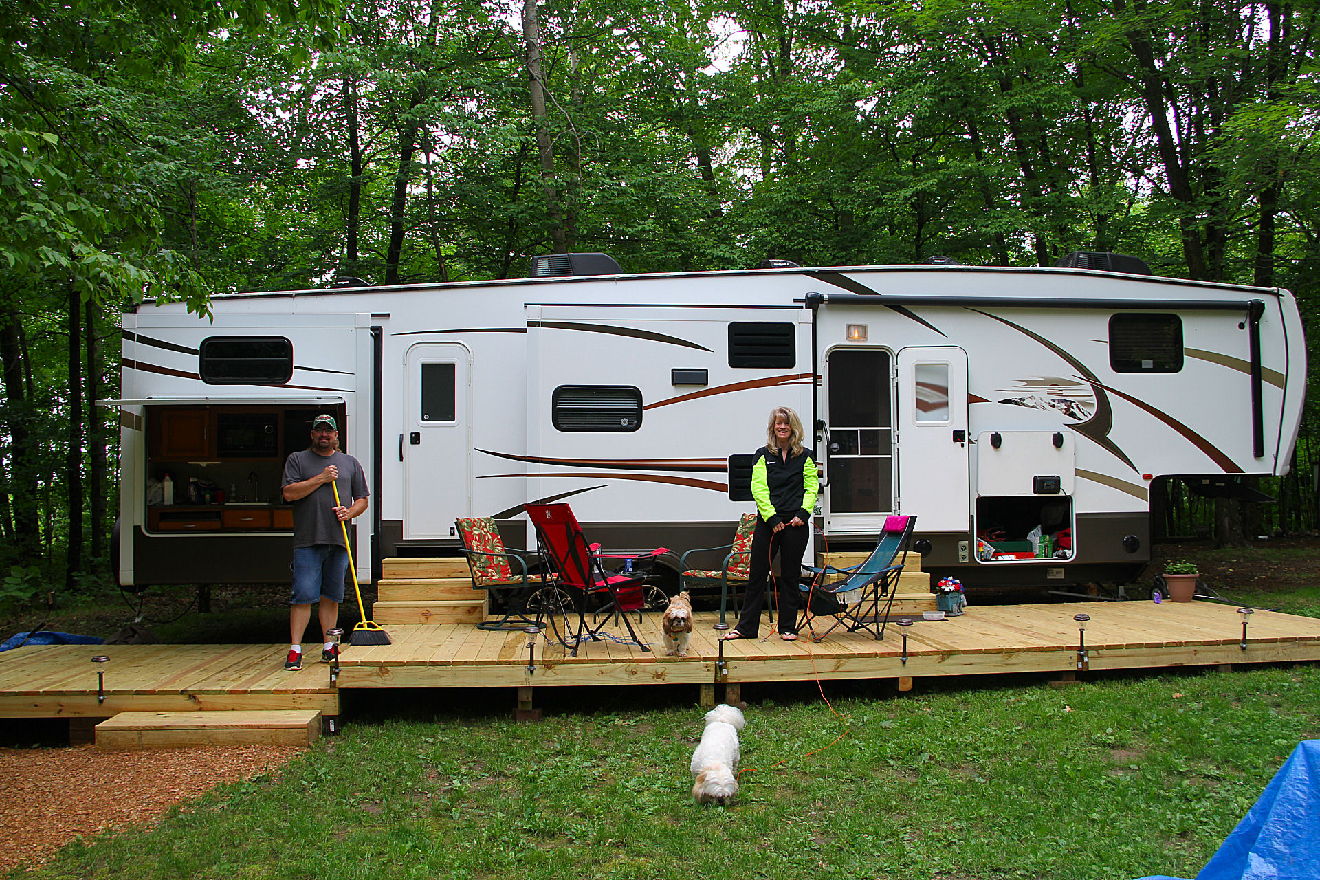 Seasonal Site 6 | Woodsong RV Resort